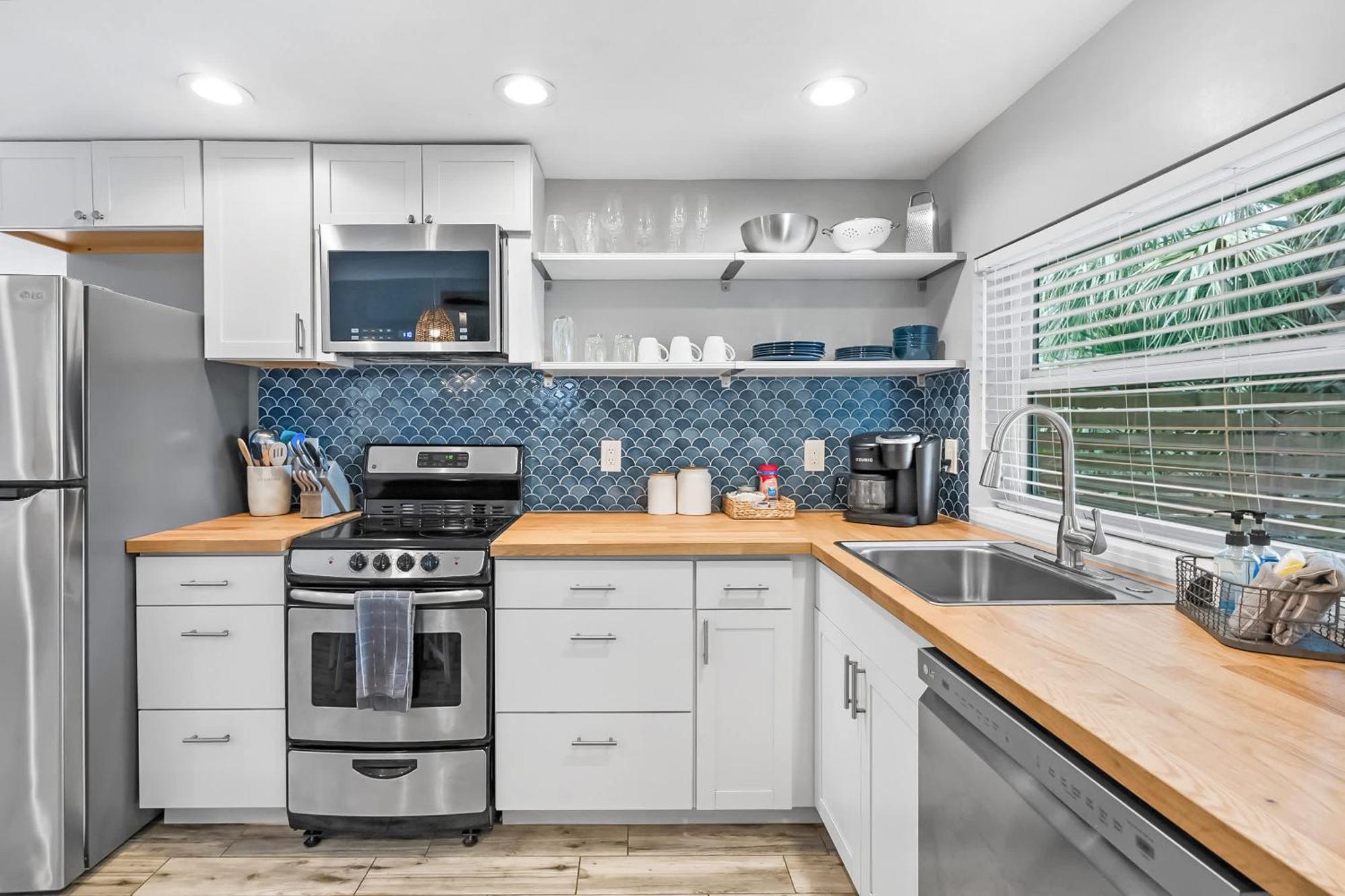 Coral Cottage, Stylish Studio Suite On Canal, Walkable To Beach, Private Parking Сент Августин Екстериор снимка