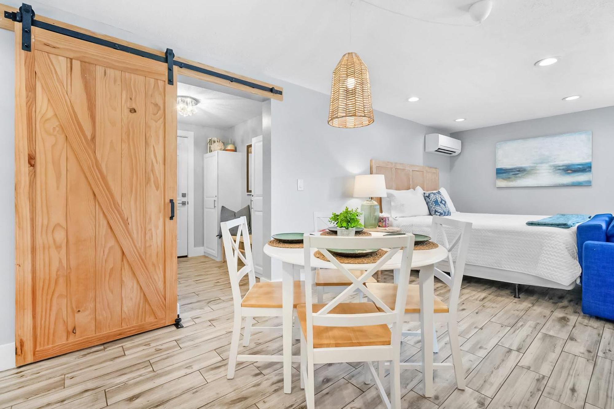 Coral Cottage, Stylish Studio Suite On Canal, Walkable To Beach, Private Parking Сент Августин Екстериор снимка